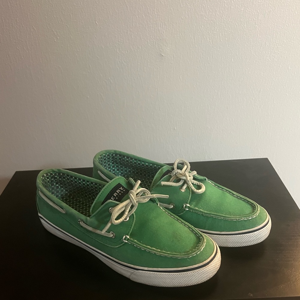 Green Sperry Top-Slider with leather laces
